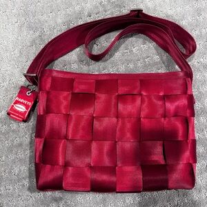 Harveys Woven Crossbody Bag Red